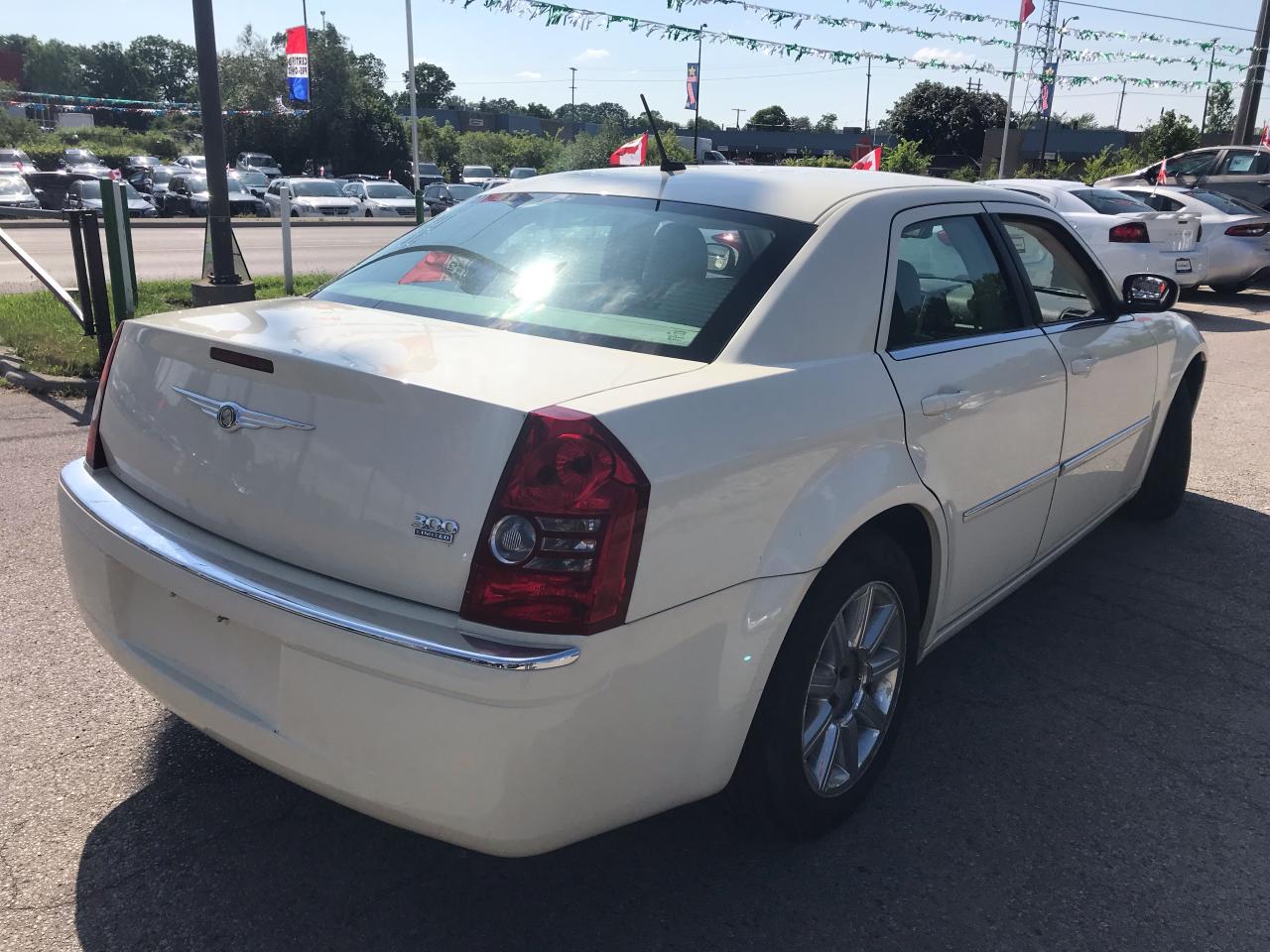 2008 Chrysler 300